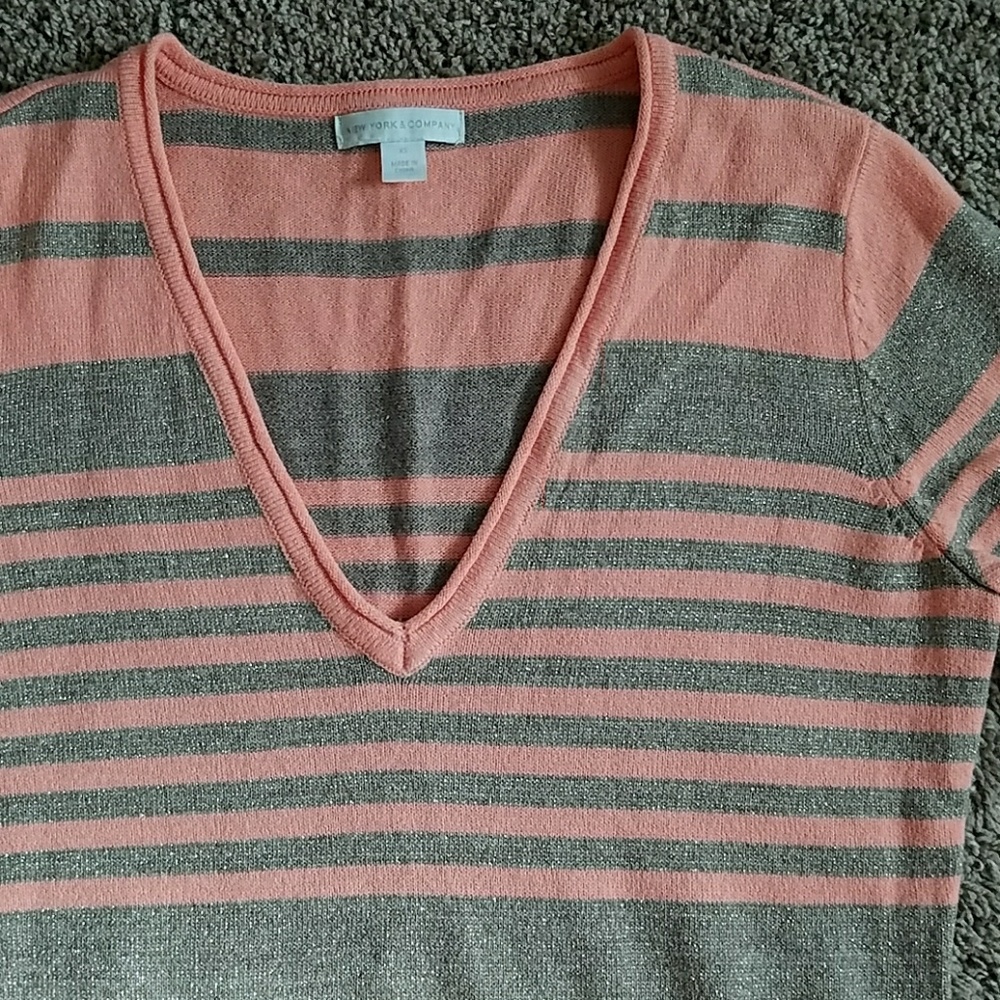 NY&Co | coral/silver sweater